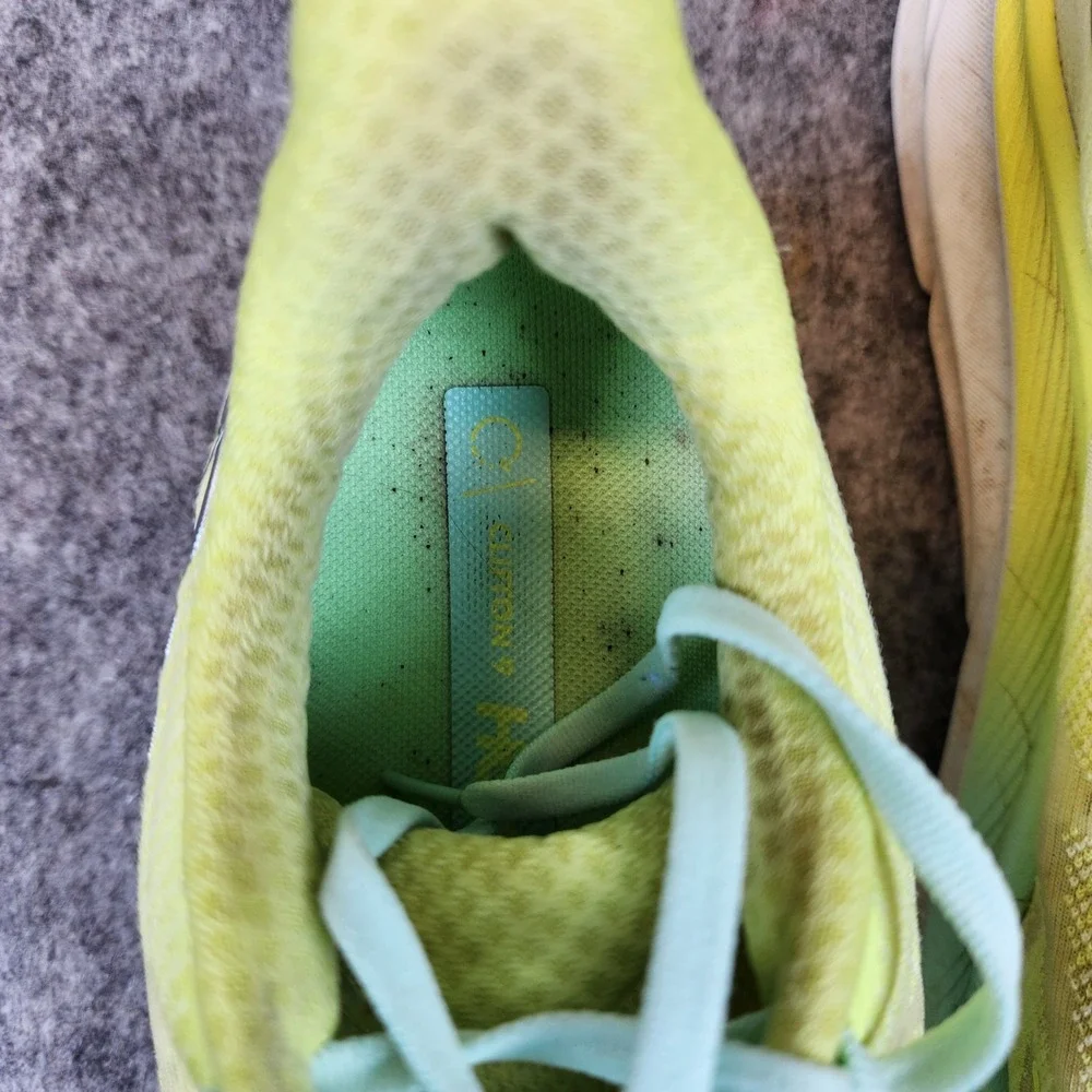 Hoka One Clifton 10‎ Shoes Mens Size 10D Green Neon Trail Road Running Sneakers